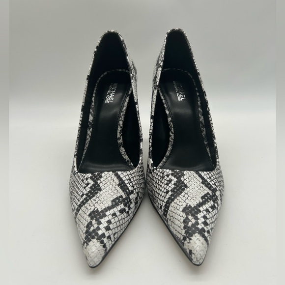 Michael Kors Amara Snake Embossed Leather Pumps Grey Size 7M NWB - Picture 5 of 10